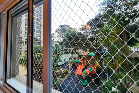 Apartamento à venda com 242m², 4 quartos e 3 vagas Apartamento à venda com 242m², 4 quartos e 3 vagasVista da Suíte 4