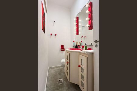 Apartamento à venda com 450m², 4 quartos e sem vaga Apartamento à venda com 450m², 4 quartos e sem vagaLavabo