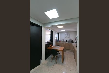 Apartamento à venda com 270m², 3 quartos e 3 vagasCozinha