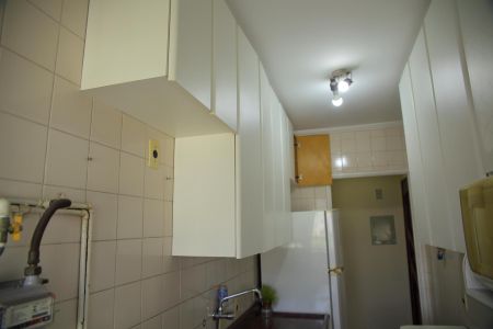 Apartamento à venda com 54m², 2 quartos e 1 vagaCozinha