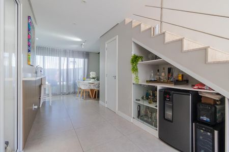 Casa à venda com 160m², 3 quartos e 2 vagas Casa à venda com 160m², 3 quartos e 2 vagasSala