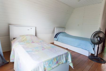 Casa de condomínio à venda com 200m², 3 quartos e 5 vagas Casa de condomínio à venda com 200m², 3 quartos e 5 vagasQuarto 2