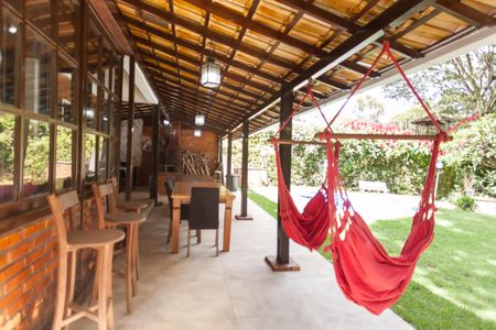 Casa de condomínio à venda com 200m², 3 quartos e 5 vagas Casa de condomínio à venda com 200m², 3 quartos e 5 vagasChurrasqueira