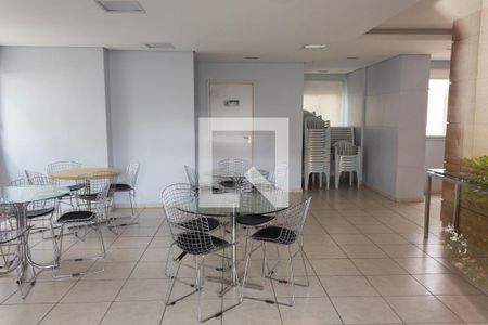 Apartamento à venda com 54m², 2 quartos e 1 vaga Apartamento à venda com 54m², 2 quartos e 1 vagaÁrea comum - Salão de festas
