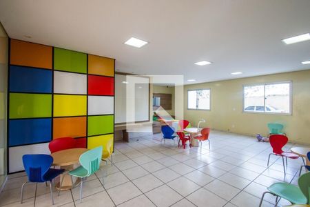 Apartamento à venda com 54m², 2 quartos e 1 vaga Apartamento à venda com 54m², 2 quartos e 1 vagaÁrea comum - Salão de festas