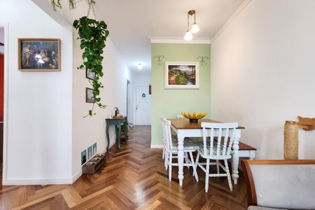 Apartamento à venda com 56m², 2 quartos e 2 vagasSala