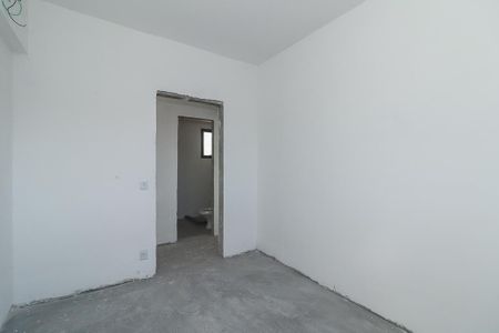 Quarto  de apartamento à venda com 2 quartos, 74m² em Três Figueiras, Porto Alegre