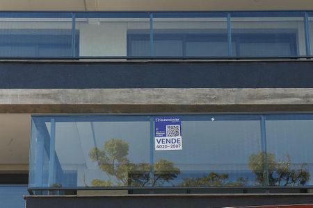 Apartamento à venda com 102m², 2 quartos e 2 vagasPlaca