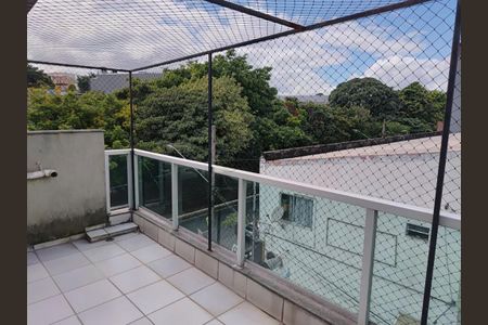 Casa à venda com 105m², 3 quartos e 1 vaga