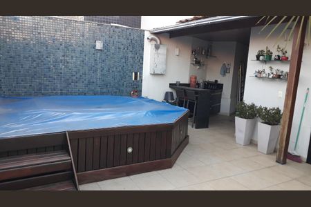 Apartamento à venda com 195m², 4 quartos e 2 vagas