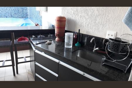 Apartamento à venda com 195m², 4 quartos e 2 vagas