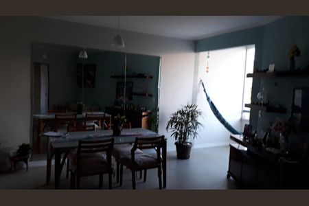 Apartamento à venda com 195m², 4 quartos e 2 vagas