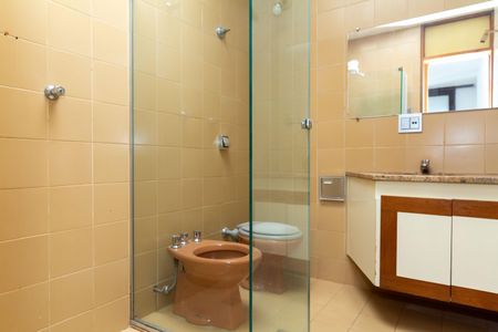 Casa à venda com 412m², 5 quartos e 3 vagasBanheiro 4