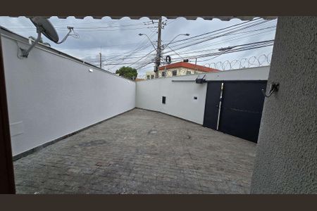 Casa à venda com 115m², 2 quartos e 1 vaga