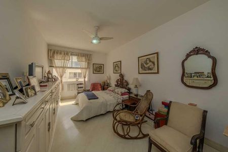 Apartamento à venda com 311m², 4 quartos e 1 vaga