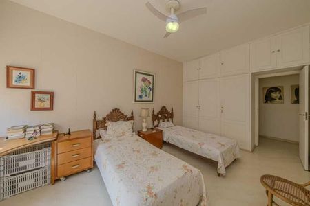 Apartamento à venda com 311m², 4 quartos e 1 vaga