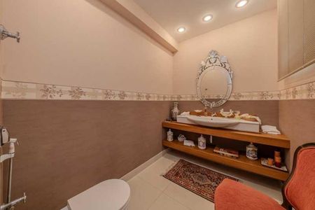 Apartamento à venda com 311m², 4 quartos e 1 vaga