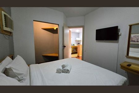 Apartamento à venda com 48m², 1 quarto e 1 vaga