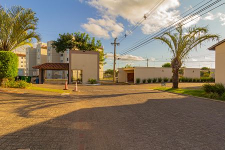 Casa de condomínio à venda com 112m², 2 quartos e 2 vagasPortaria