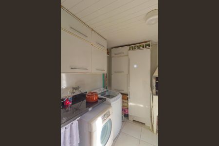 Casa de condomínio à venda com 112m², 2 quartos e 2 vagasLavanderia