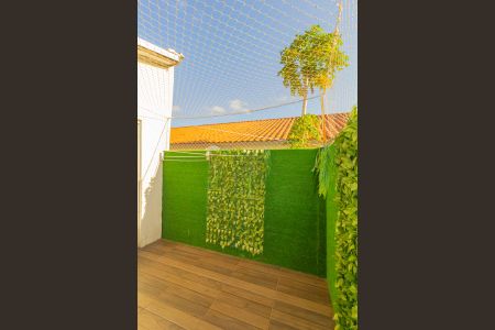 Casa de condomínio à venda com 112m², 2 quartos e 2 vagasVaranda