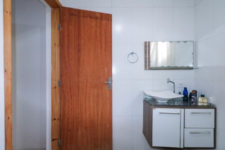 Casa à venda com 116m², 3 quartos e 2 vagas Casa à venda com 116m², 3 quartos e 2 vagasBanheiro da Suíte