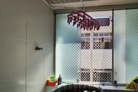 Apartamento à venda com 60m², 2 quartos e 1 vaga Apartamento à venda com 60m², 2 quartos e 1 vagaÁrea de Serviço