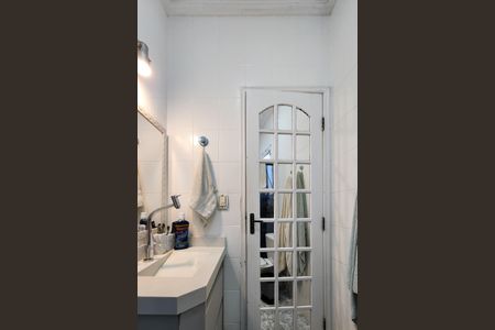 Apartamento à venda com 60m², 2 quartos e 1 vaga Apartamento à venda com 60m², 2 quartos e 1 vagaBanheiro