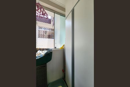 Apartamento à venda com 60m², 2 quartos e 1 vaga Apartamento à venda com 60m², 2 quartos e 1 vagaÁrea de Serviço