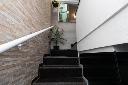 Casa de condomínio à venda com 120m², 3 quartos e 2 vagas Casa de condomínio à venda com 120m², 3 quartos e 2 vagasEscada Garagem