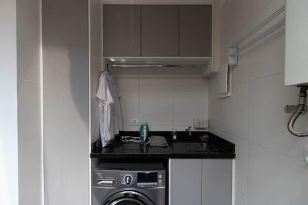 Casa de condomínio à venda com 120m², 3 quartos e 2 vagas Casa de condomínio à venda com 120m², 3 quartos e 2 vagasÁrea de Serviço
