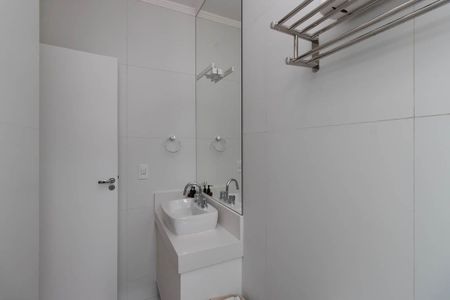 Casa de condomínio à venda com 120m², 3 quartos e 2 vagas Casa de condomínio à venda com 120m², 3 quartos e 2 vagasBanheiro Social