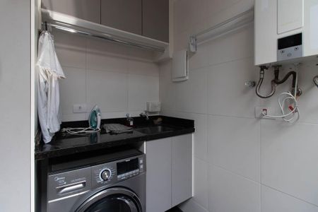 Casa de condomínio à venda com 120m², 3 quartos e 2 vagas Casa de condomínio à venda com 120m², 3 quartos e 2 vagasÁrea de Serviço