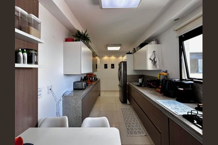 Apartamento à venda com 140m², 3 quartos e 3 vagas Apartamento à venda com 140m², 3 quartos e 3 vagasCozinha