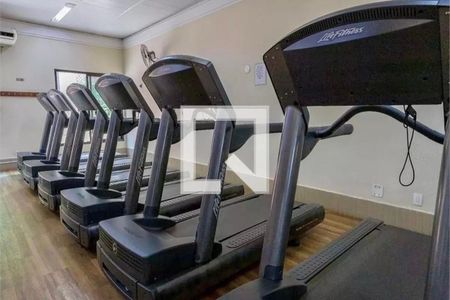 Apartamento à venda com 140m², 3 quartos e 3 vagas Apartamento à venda com 140m², 3 quartos e 3 vagasÁrea comum - Academia