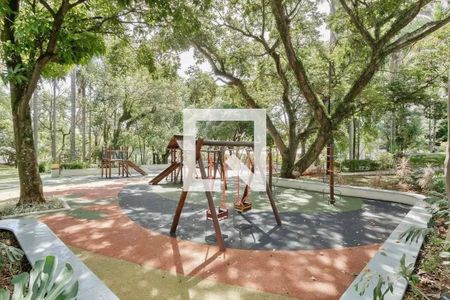 Apartamento à venda com 140m², 3 quartos e 3 vagas Apartamento à venda com 140m², 3 quartos e 3 vagasÁrea comum - Playground