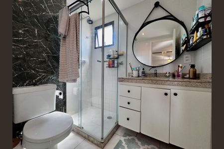 Apartamento à venda com 140m², 3 quartos e 3 vagas Apartamento à venda com 140m², 3 quartos e 3 vagasBanheiro Suíte 1