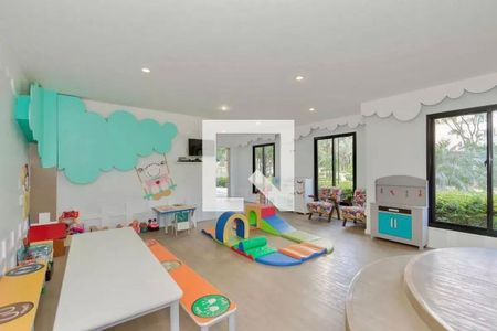 Apartamento à venda com 140m², 3 quartos e 3 vagas Apartamento à venda com 140m², 3 quartos e 3 vagasÁrea comum - Brinquedoteca