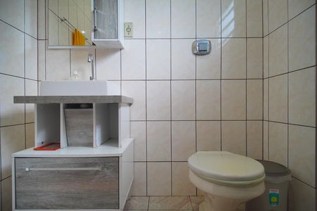 Casa à venda com 100m², 3 quartos e 1 vagaBanheiro 1