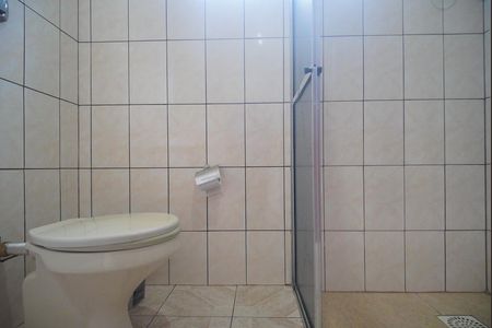 Casa à venda com 100m², 3 quartos e 1 vagaBanheiro 1