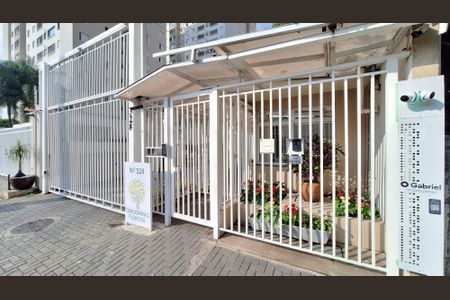 Apartamento para alugar com 44m², 2 quartos e sem vaga Apartamento para alugar com 44m², 2 quartos e sem vagaFachada