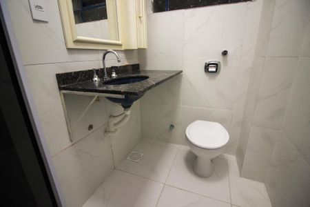 Apartamento para alugar com 110m², 3 quartos e 1 vaga Apartamento para alugar com 110m², 3 quartos e 1 vagaBanheiro da Suíte
