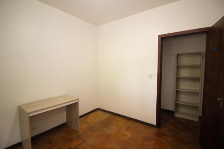 Apartamento para alugar com 110m², 3 quartos e 1 vaga Apartamento para alugar com 110m², 3 quartos e 1 vagaQuarto 2