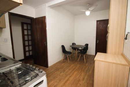 Apartamento para alugar com 110m², 3 quartos e 1 vaga Apartamento para alugar com 110m², 3 quartos e 1 vagaCozinha