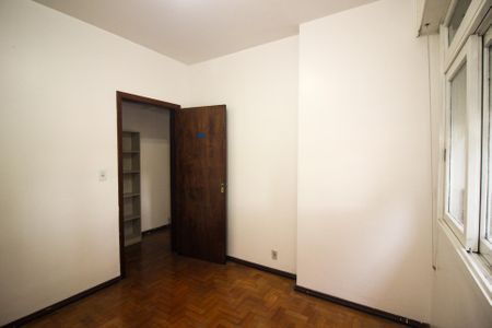 Apartamento para alugar com 110m², 3 quartos e 1 vaga Apartamento para alugar com 110m², 3 quartos e 1 vagaQuarto 2