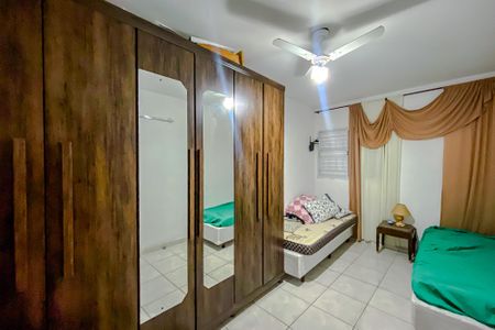 Casa à venda com 400m², 8 quartos e 6 vagasQuarto 2 (Casa 2)