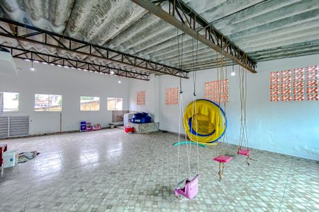 Casa à venda com 400m², 8 quartos e 6 vagasSalão