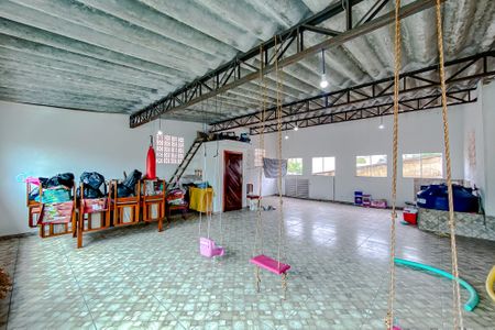 Casa à venda com 400m², 8 quartos e 6 vagasSalão