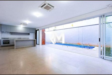 Casa à venda com 370m², 3 quartos e 2 vagas