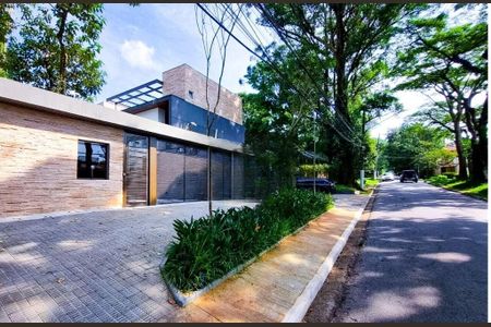 Casa à venda com 370m², 3 quartos e 2 vagas